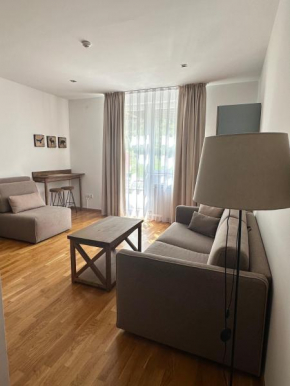 4R Apartman 250m from Gondola